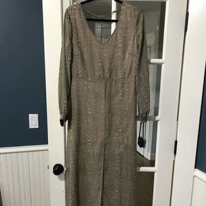 {SOLD} ASTR Maxi Flowy Dress size 10